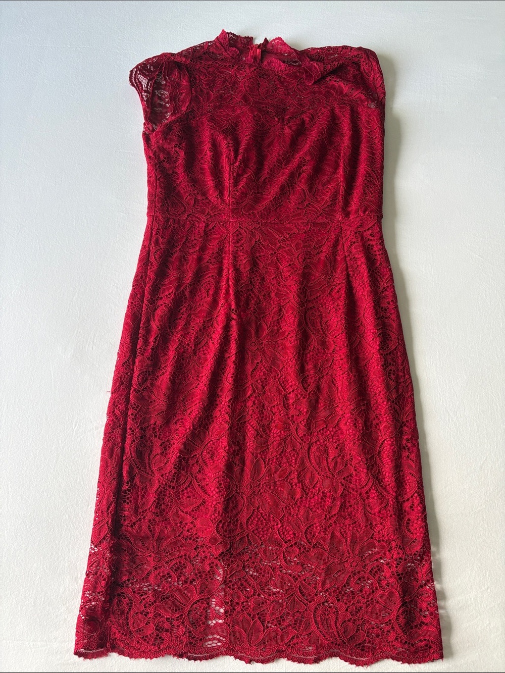 Elegant Red Lace Midi Dress